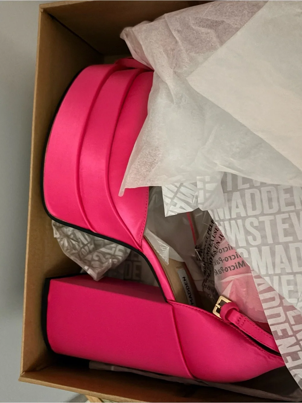 Steve Madden Neon Pink Platform Block Sandals